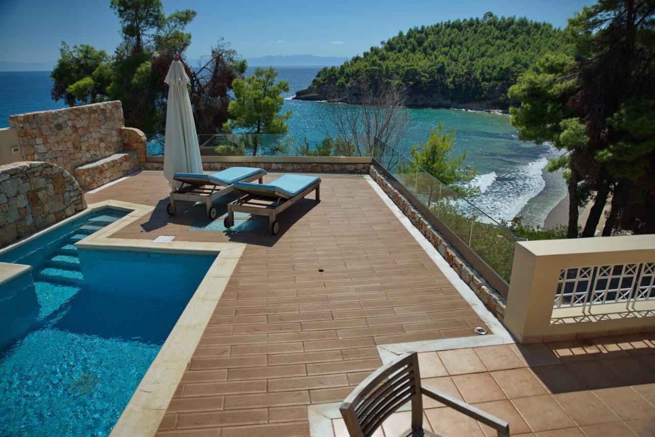 Alonissos Beach Bungalows And Suites Hotel Alónnisos Exterior foto