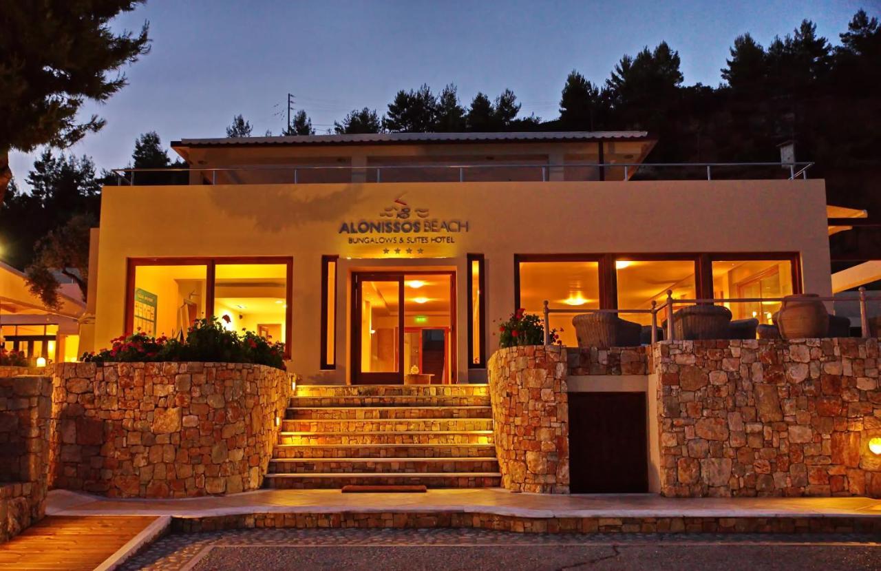 Alonissos Beach Bungalows And Suites Hotel Alónnisos Exterior foto